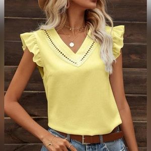 Ruffle sleeve blouse